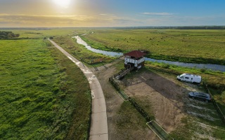 dji_fly_20260907_180712_0107_1788797533116_photo_beautify