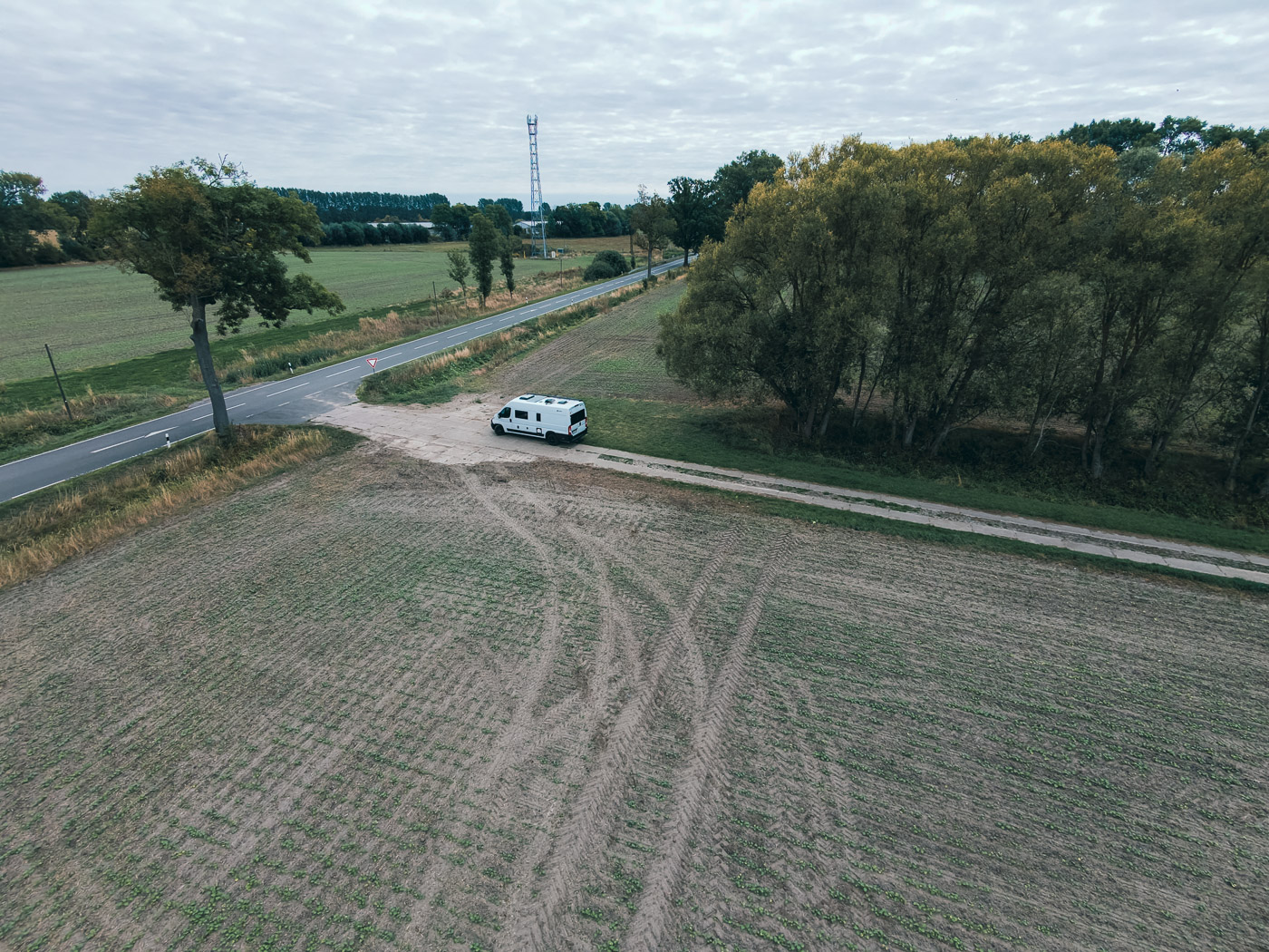 dji_fly_20260911_114026_0126_1789119803025_photo_beautify